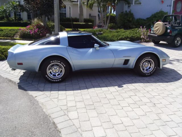 1982 Chevrolet Corvette - photo 3