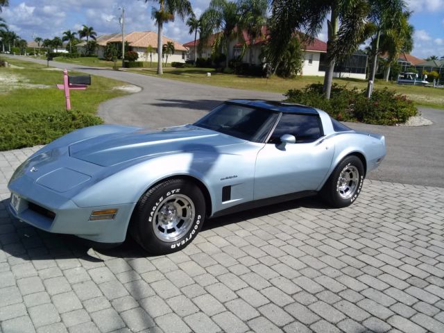1982 Chevrolet Corvette - photo 2