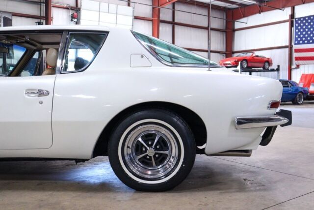 1982 Studebaker Avanti II - photo 5