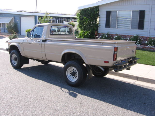 1982 Toyota 4WD Pickup SR5 Long Bed Off Road Rock Crawler 96 pics! - photo 5