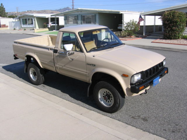 1982 Toyota 4WD Pickup SR5 Long Bed Off Road Rock Crawler 96 pics! - photo 6