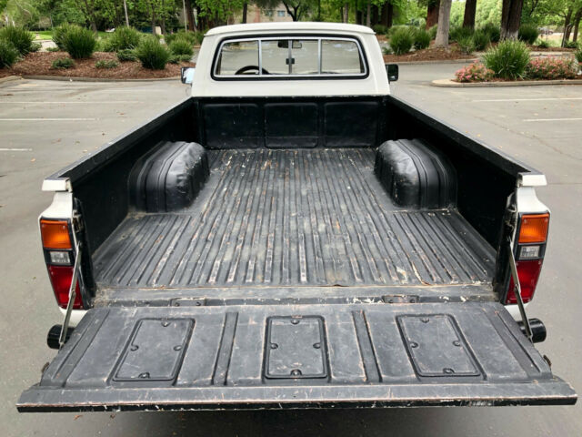 1982 Toyota Pickup - photo 11