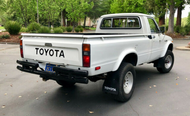 1982 Toyota Pickup - photo 6