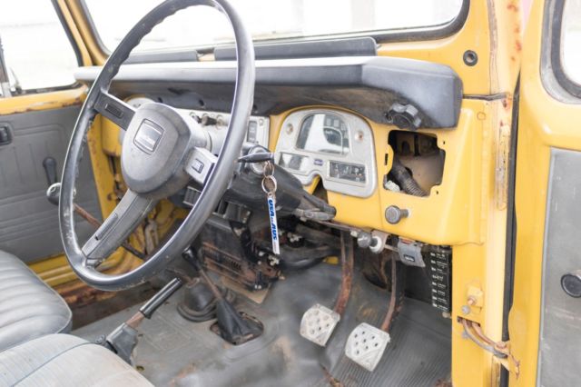1982 Toyota Land Cruiser BJ42 SWB Diesel FJ40 - photo 5