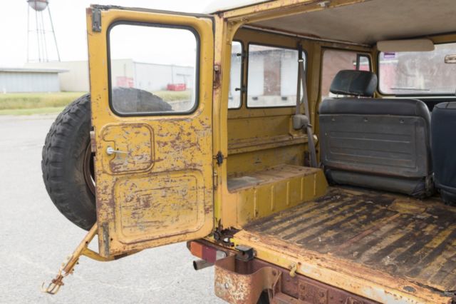 1982 Toyota Land Cruiser BJ42 SWB Diesel FJ40 - photo 9
