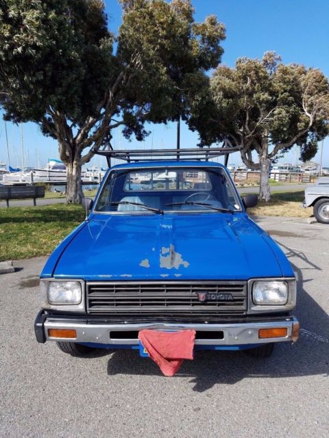 1982 Toyota Pickup - photo 2