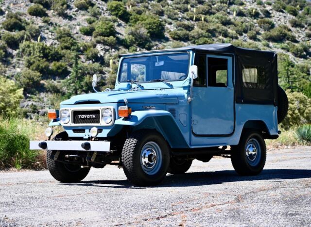 1982 Toyota FJ Cruiser Wagon Blue 4WD Manual 1982 Toyota FJ Cruiser