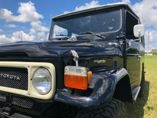 1982 Toyota Land Cruiser FJ45 - photo 9