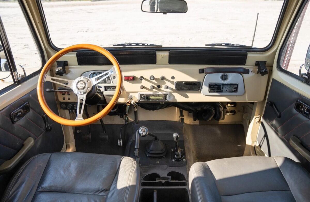 1982 Toyota Land Cruiser FJ40 - photo 5