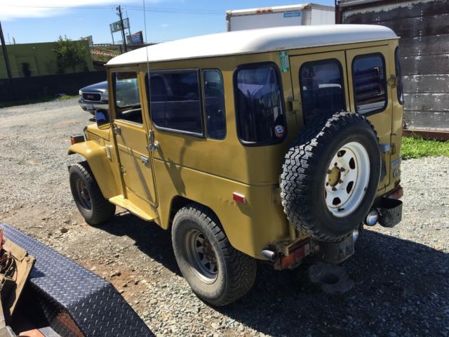 1982 Toyota Land Cruiser FJ40 - photo 4