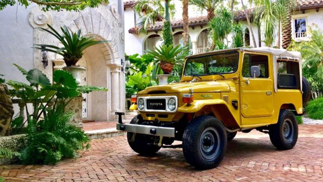 1982 Toyota Land Cruiser FJ40 BASE (NO RESERVE) - photo 2