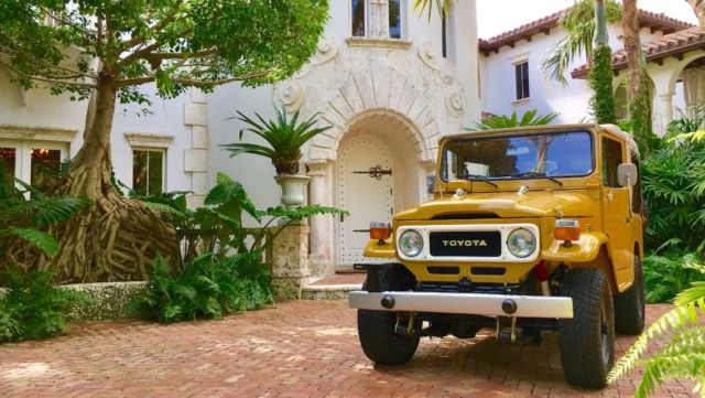 1982 Toyota Land Cruiser FJ40 BASE (NO RESERVE) - photo 3