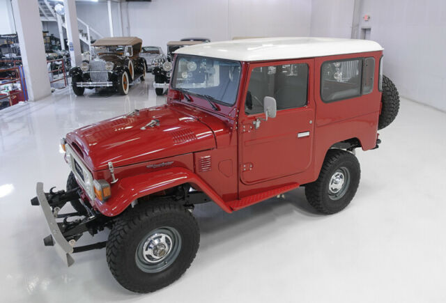 1982 Toyota Land Cruiser FJ40 - photo 5