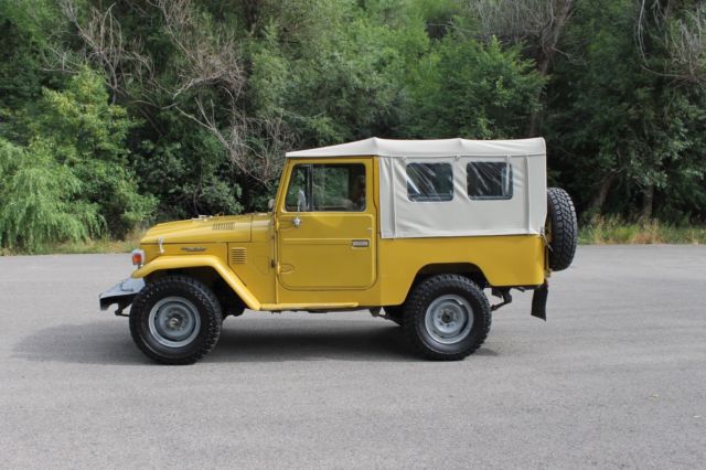 1982 Toyota Land Cruiser FJ43 with Hardtop & Soft Top!!! 1982 Toyota Land Cruiser