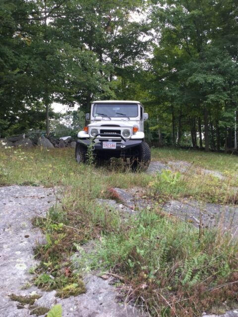 1982 Toyota Land Cruiser FJ45 Troopy Troop Carrier - photo 5