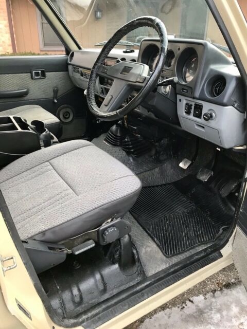 1982 Toyota Land Cruiser HJ60 - photo 10