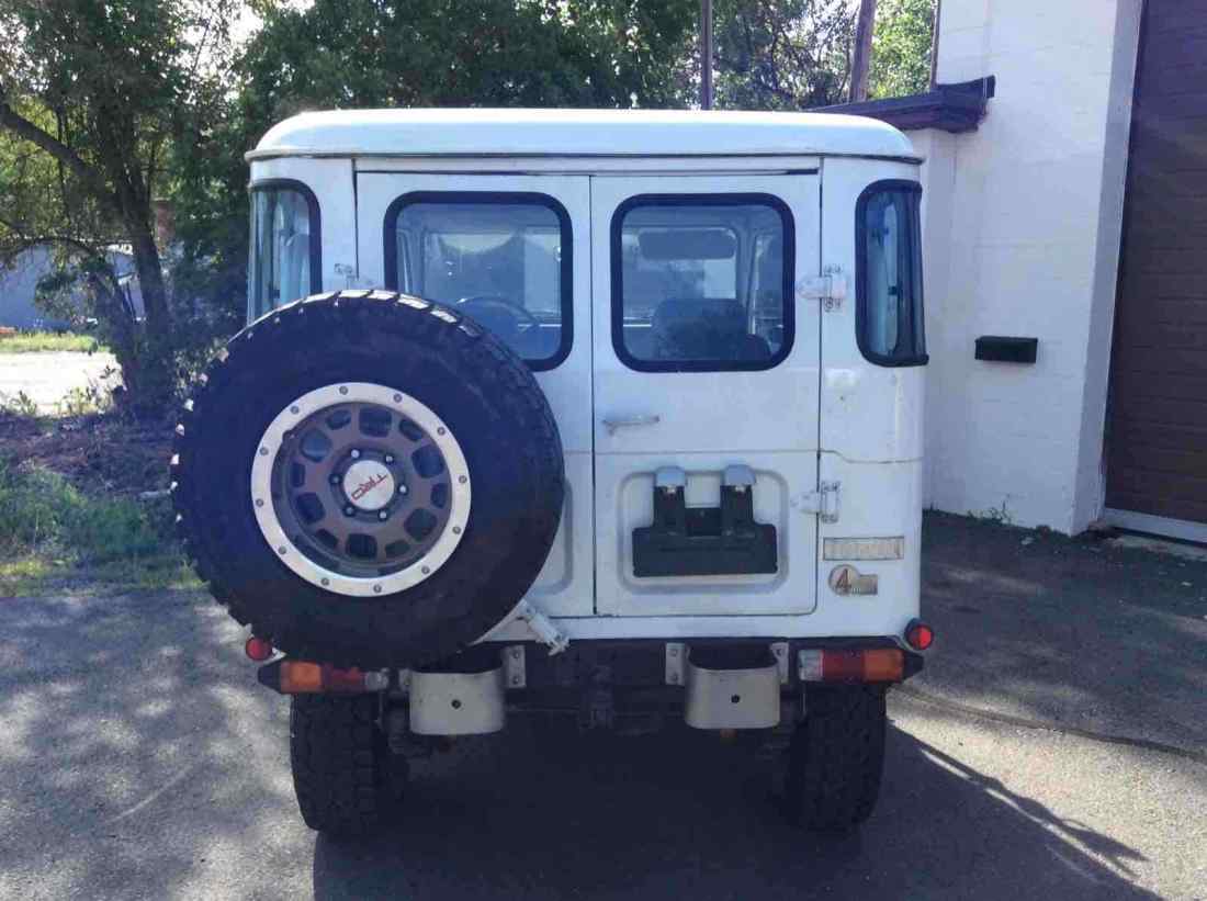 1982 Toyota Land Cruiser FJ40 - photo 2