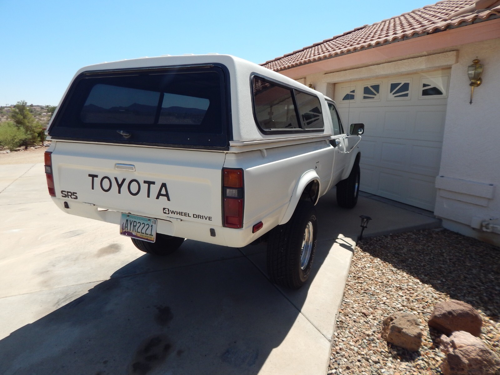 1982 Toyota Pickup RN48   SR5 - photo 4