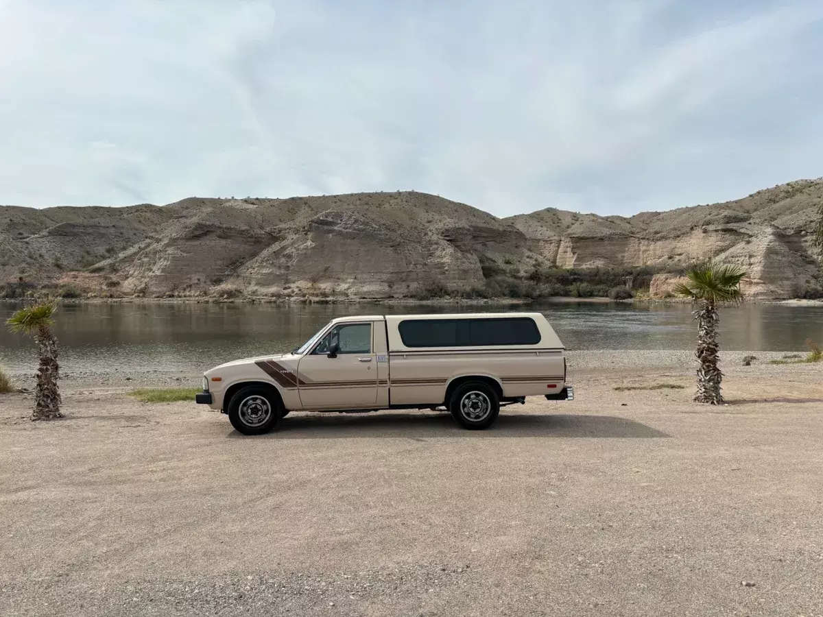 1982 Toyota Pickup Clean Original Truck NO RESERVE 1982 Toyota Pickup