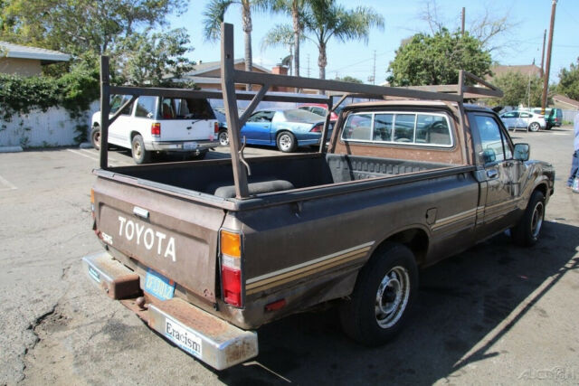 1982 Toyota Pickup SR5 - photo 5