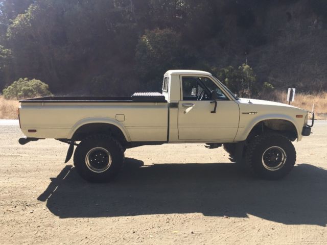 1982 Toyota Other Pickup Hilux SR5 - photo 6