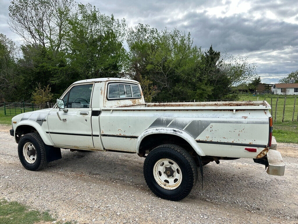 1982 Toyota Pickup SR5, AC, 5spd, 4WD, Barn Find, 2 Owner, Tacoma - photo 10