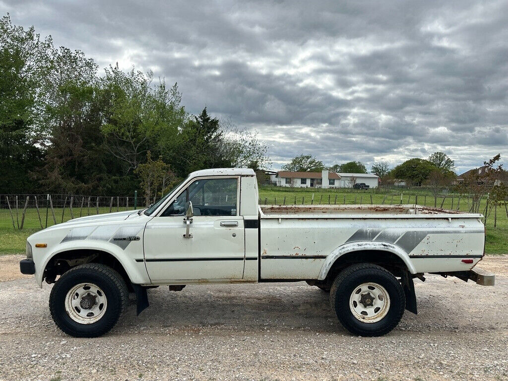 1982 Toyota Pickup SR5, AC, 5spd, 4WD, Barn Find, 2 Owner, Tacoma - photo 7