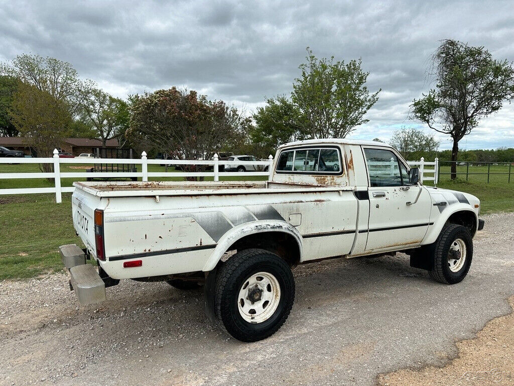 1982 Toyota Pickup SR5, AC, 5spd, 4WD, Barn Find, 2 Owner, Tacoma - photo 9