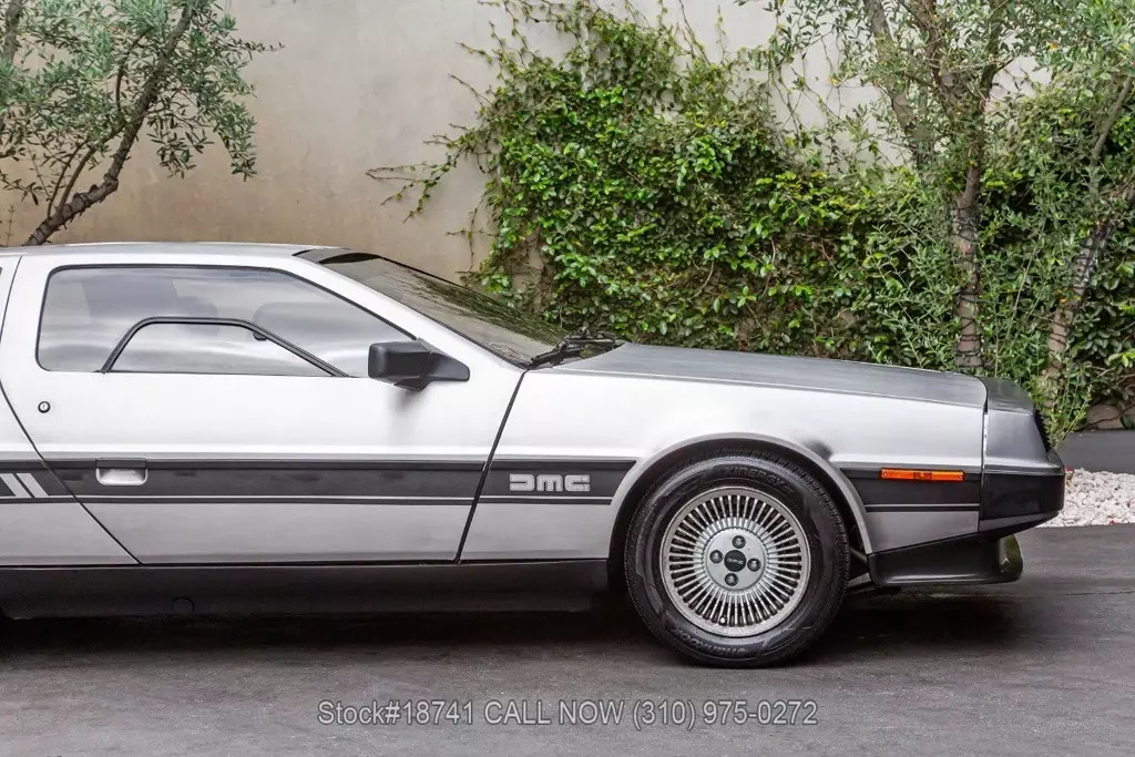 1982 DeLorean DMC-12 - photo 10