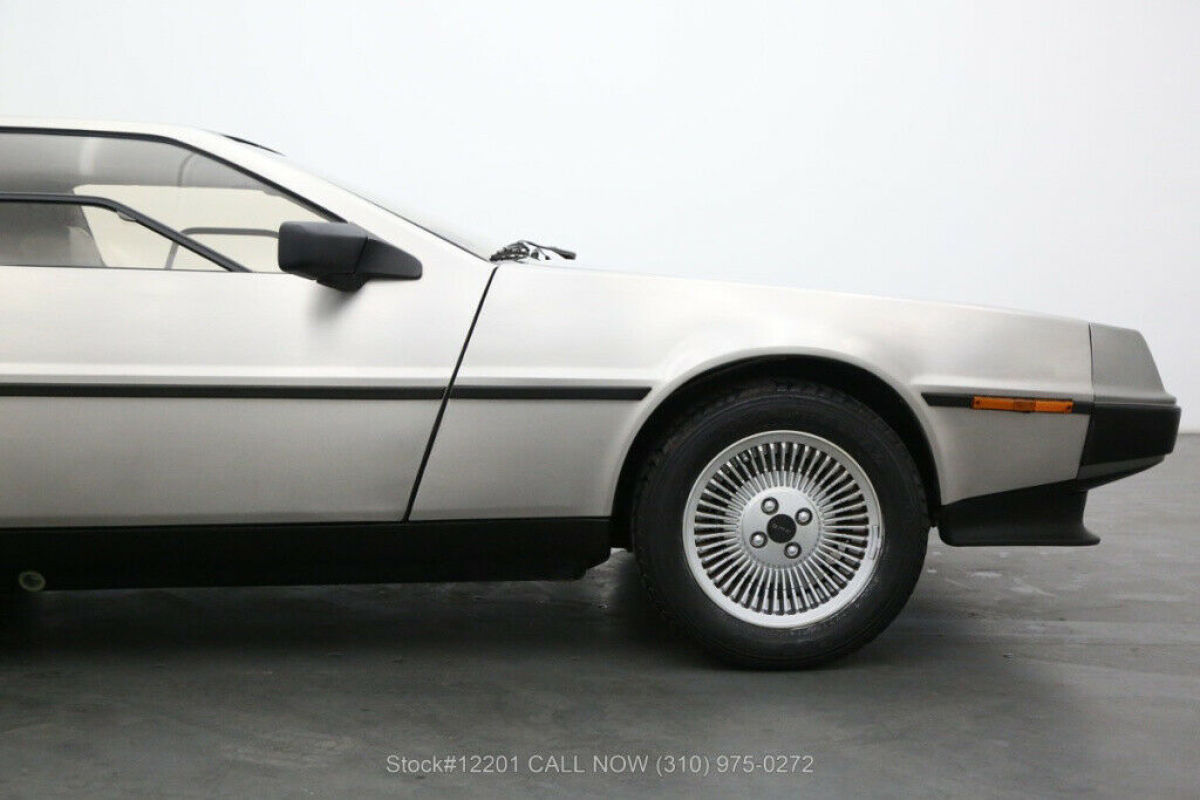 1982 DeLorean DMC - photo 10