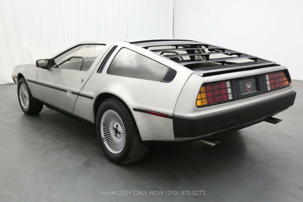 1982 DeLorean DMC - photo 7