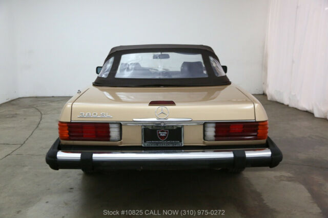 1982 Mercedes-Benz 300-Series - photo 10