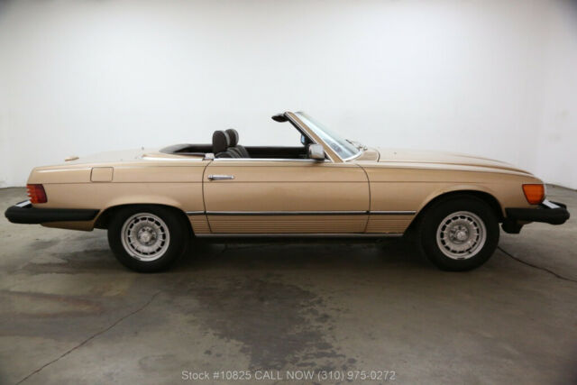 1982 Mercedes-Benz 300-Series - photo 3