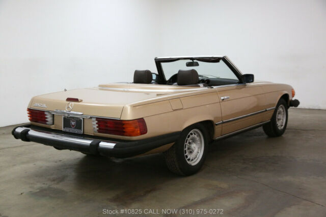 1982 Mercedes-Benz 300-Series - photo 4