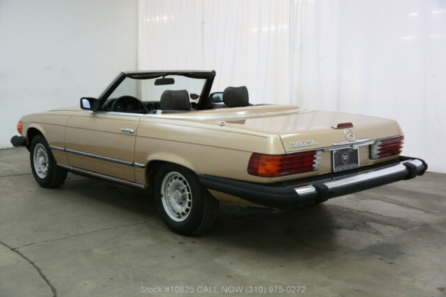 1982 Mercedes-Benz 300-Series - photo 6