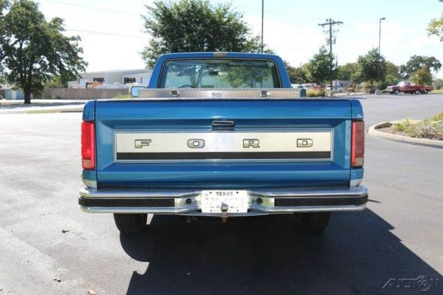 1982 Ford F-100 - photo 5