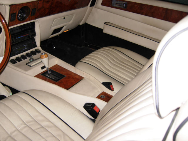 1982 Aston Martin V-8 - photo 8