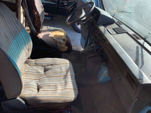 1982 Volkswagen Bus/Vanagon L - photo 11