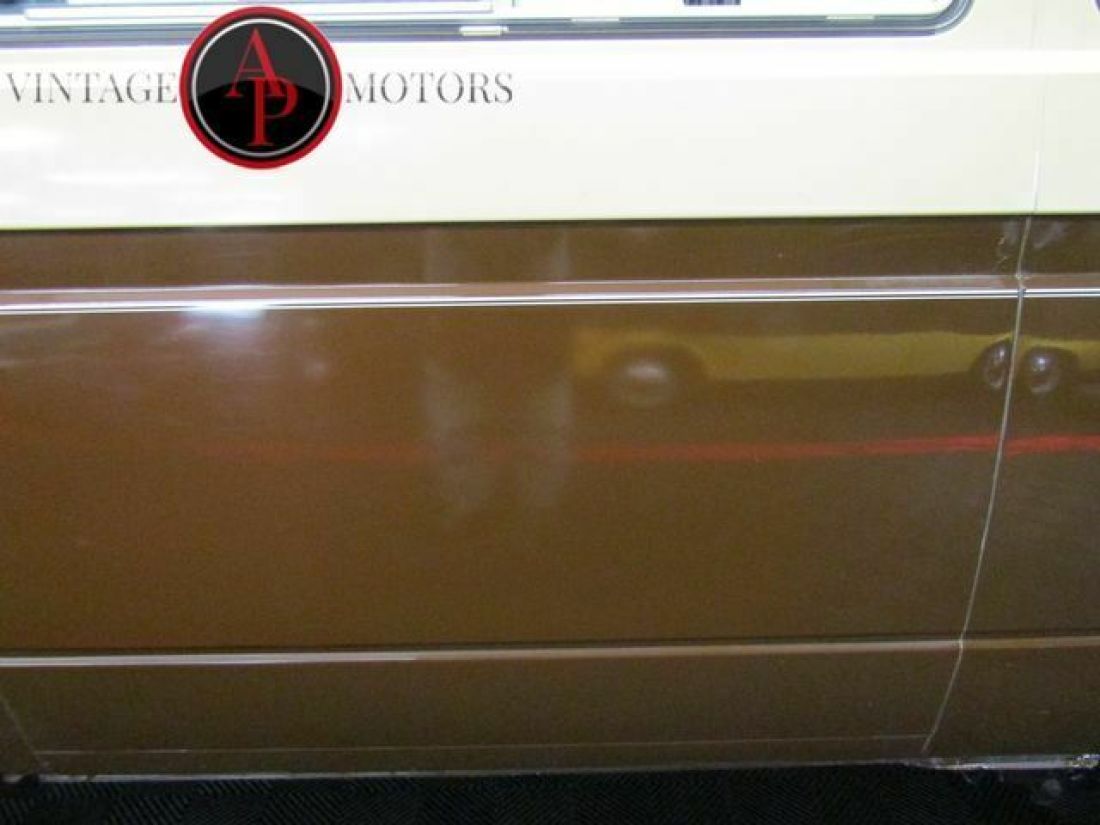 1982 Volkswagen Bus/Vanagon RARE GL DIESEL/SUNROOF! - photo 12