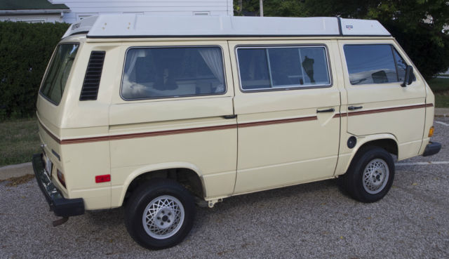 1982 Volkswagen Bus/Vanagon Campmobile Van Camper 3-Door - photo 8