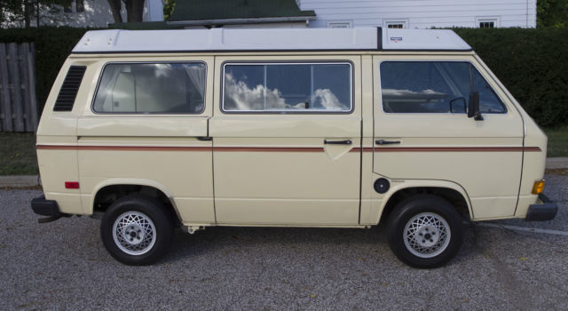 1982 Volkswagen Bus/Vanagon Campmobile Van Camper 3-Door - photo 9