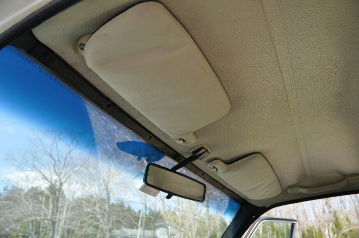 1982 Volvo 240 - photo 11