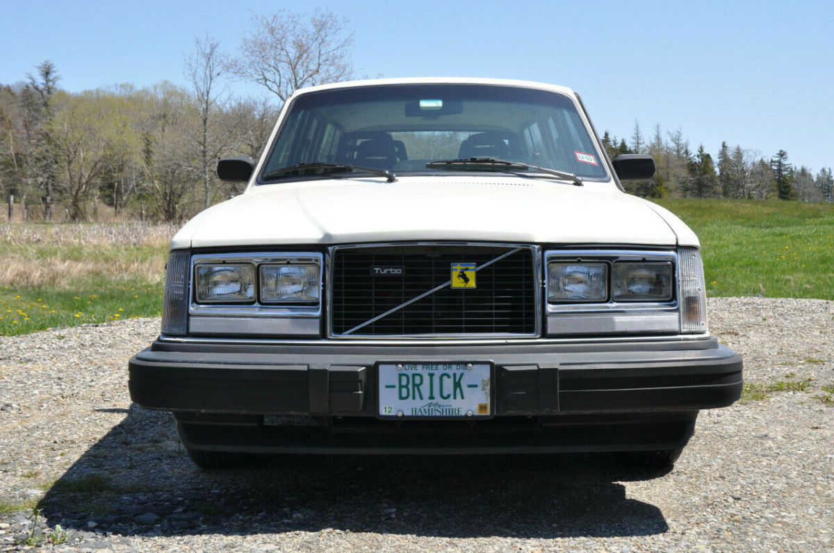 1982 Volvo 240 - photo 3
