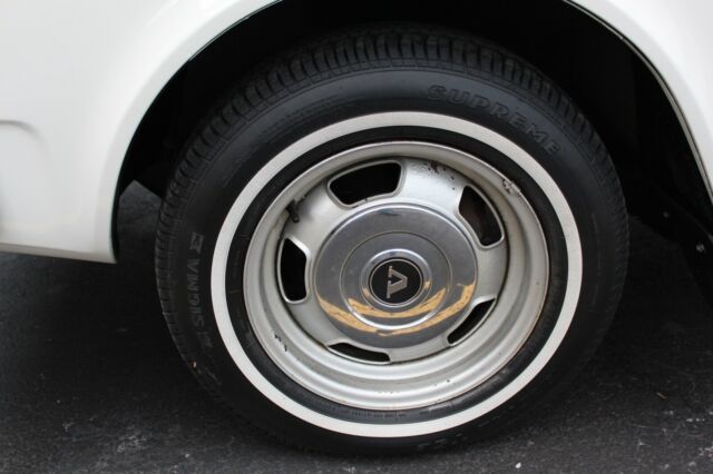 1982 Volvo 240 DL - photo 4