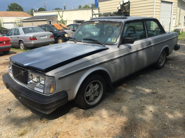 1982 Volvo 242 GLT Sedan 2-Door - photo 3