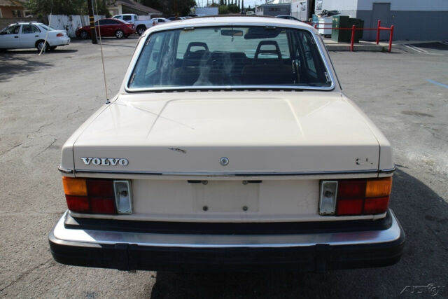 1982 Volvo GL - photo 4