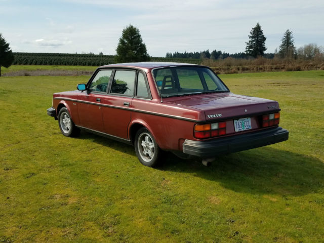 1982 Volvo 244 turbo non intercooled redwood red tan interior 196,000 miles 1982 Volvo 240 GLT