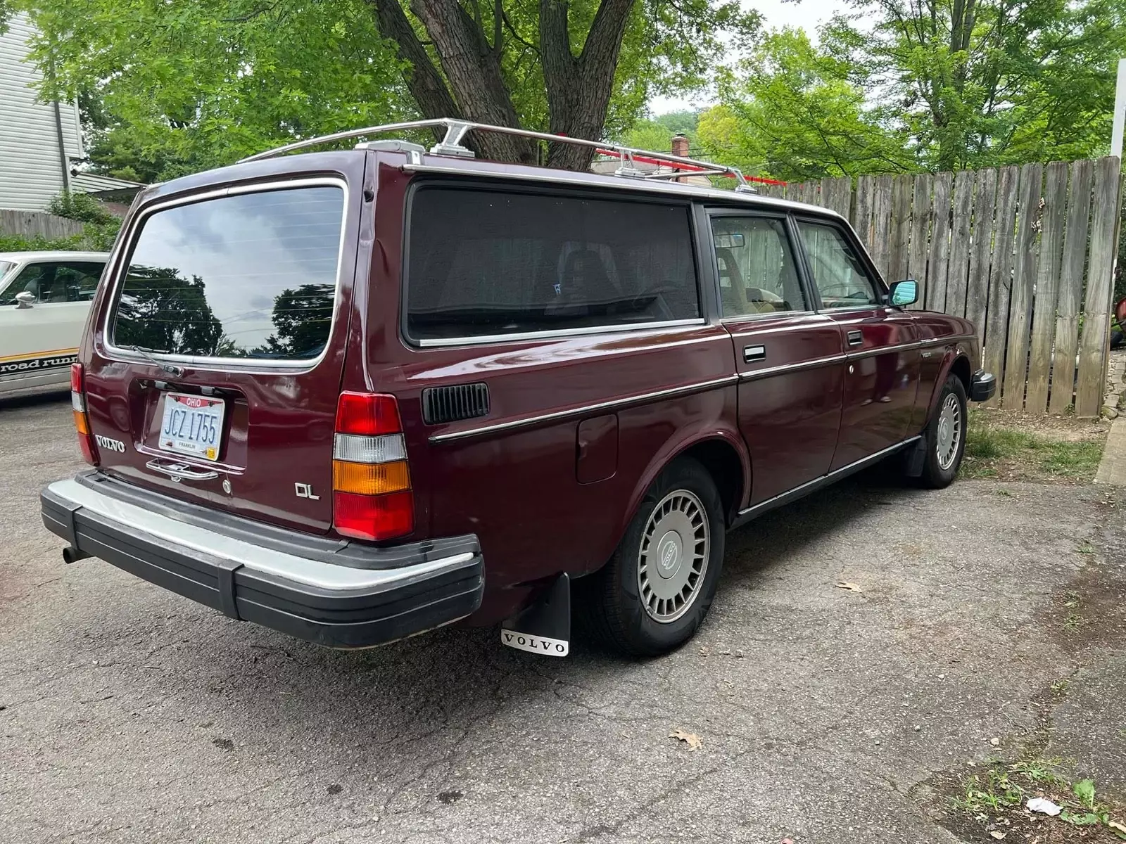 1982 Volvo 240 - photo 3