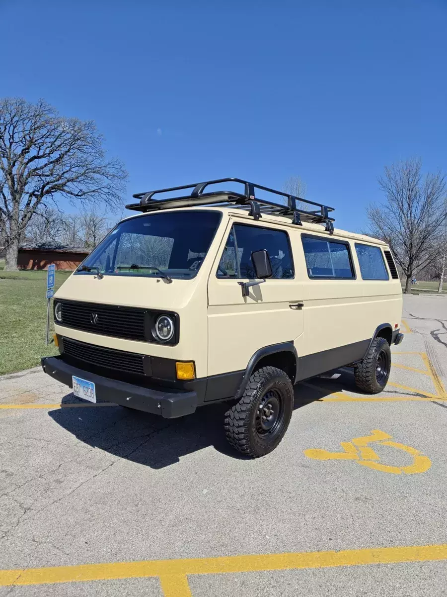 1982 VW Vanagon Camper Van Conversion 1982 Volkswagen Bus/Vanagon camper