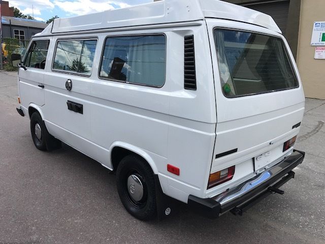 1982 Volkswagen Bus/Vanagon Campmobile Van Camper 3-Door - photo 7